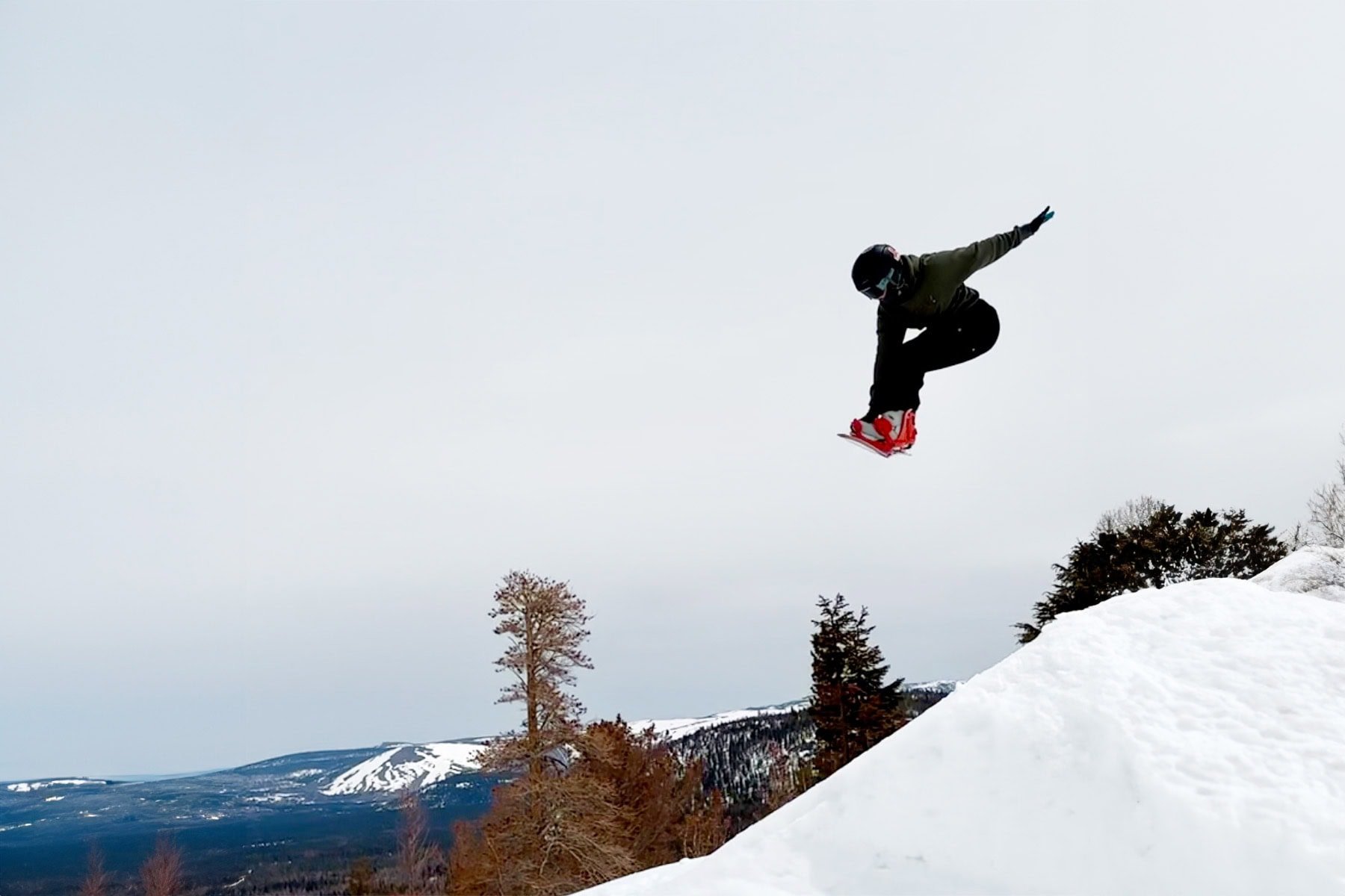 Snowbard jump