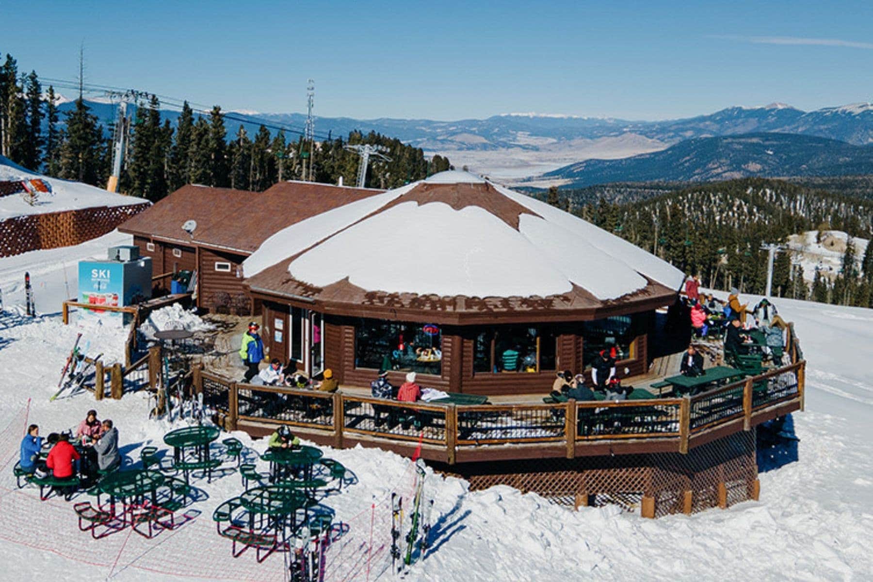 angel-fire-resort-apres-ski