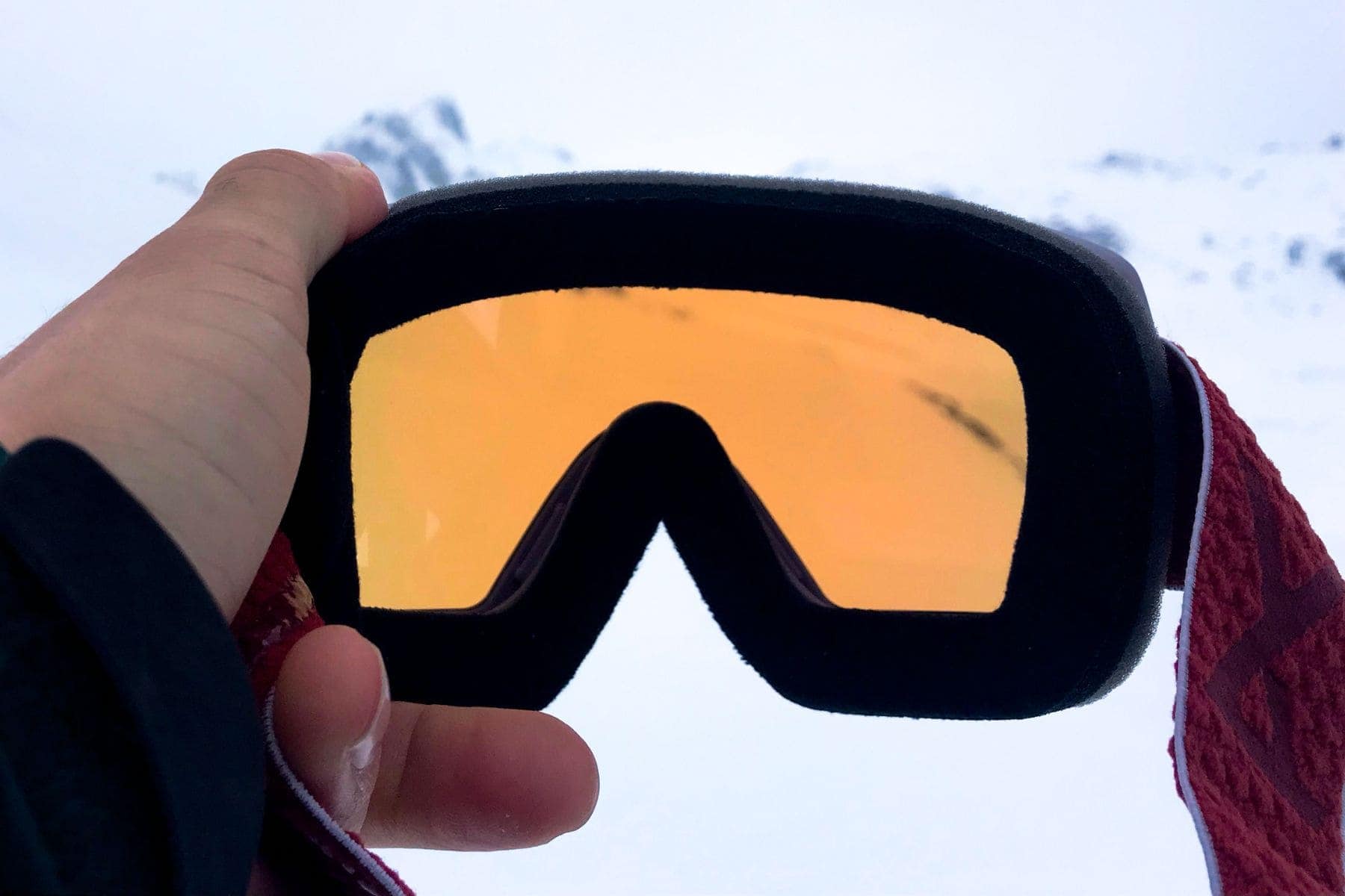 anon-m5-goggles-inside