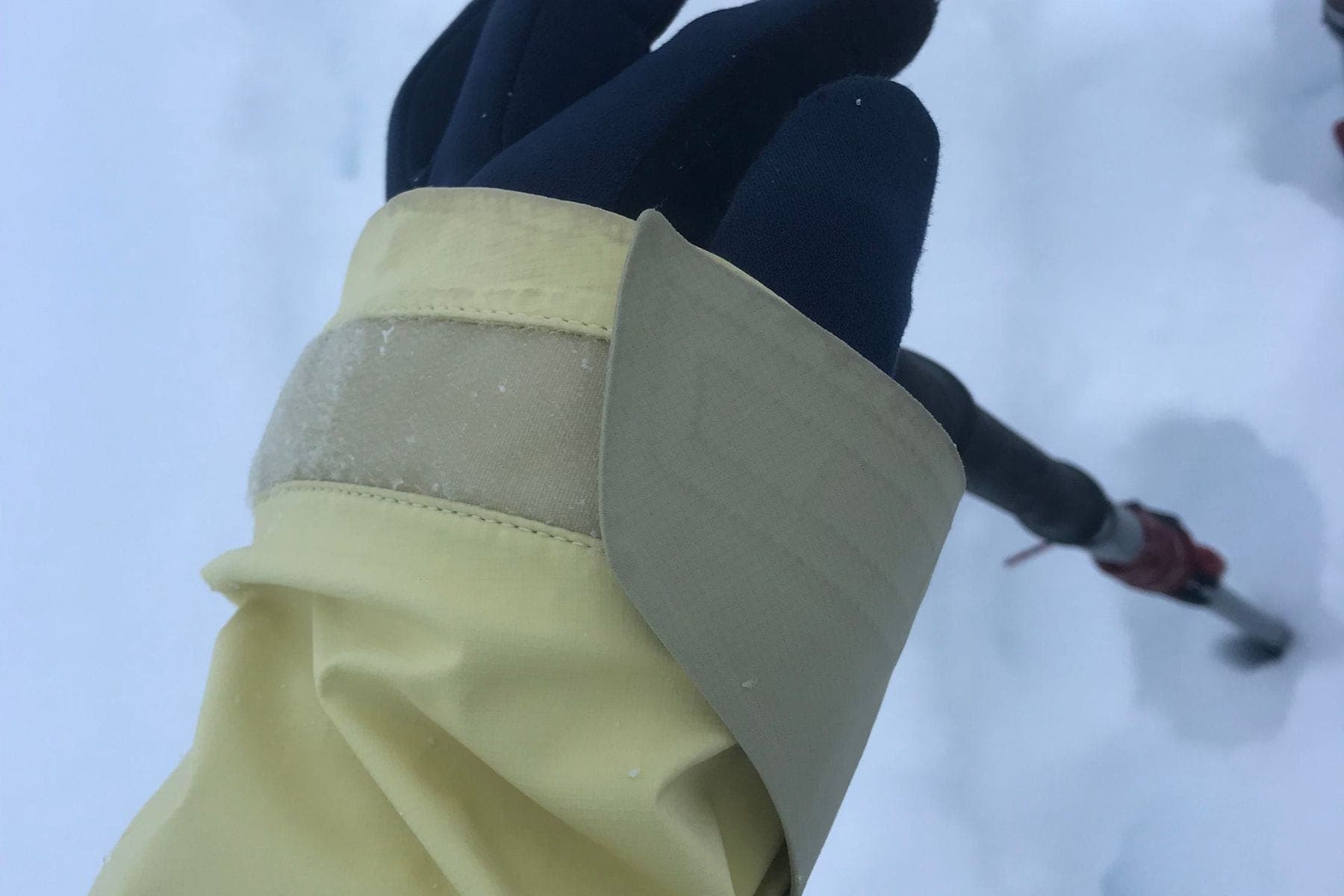 burton-ak-kalausi-gore-tex-3l-cuff