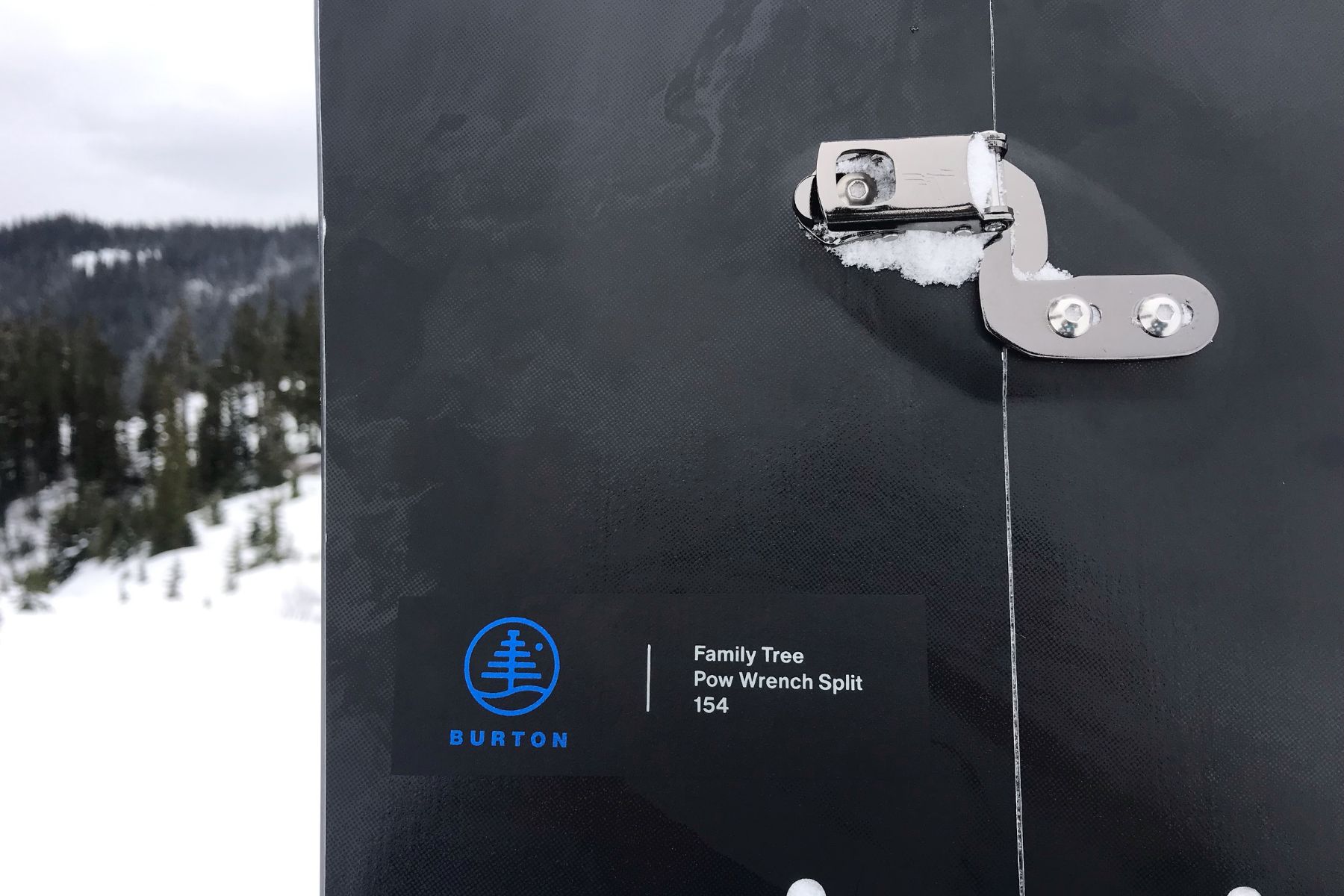 burton-pow-wrench-split-clips