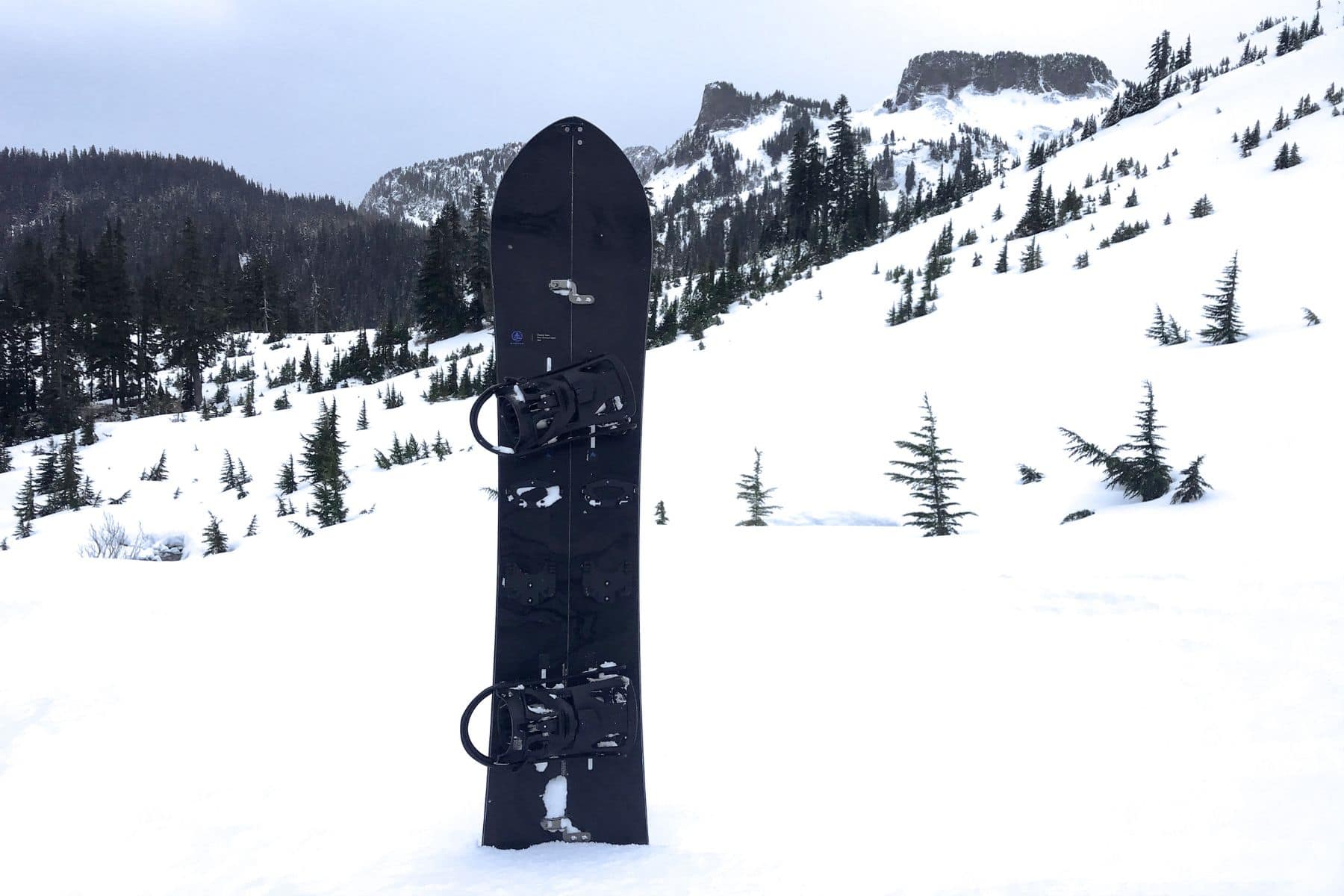 burton-pow-wrench-split-standing