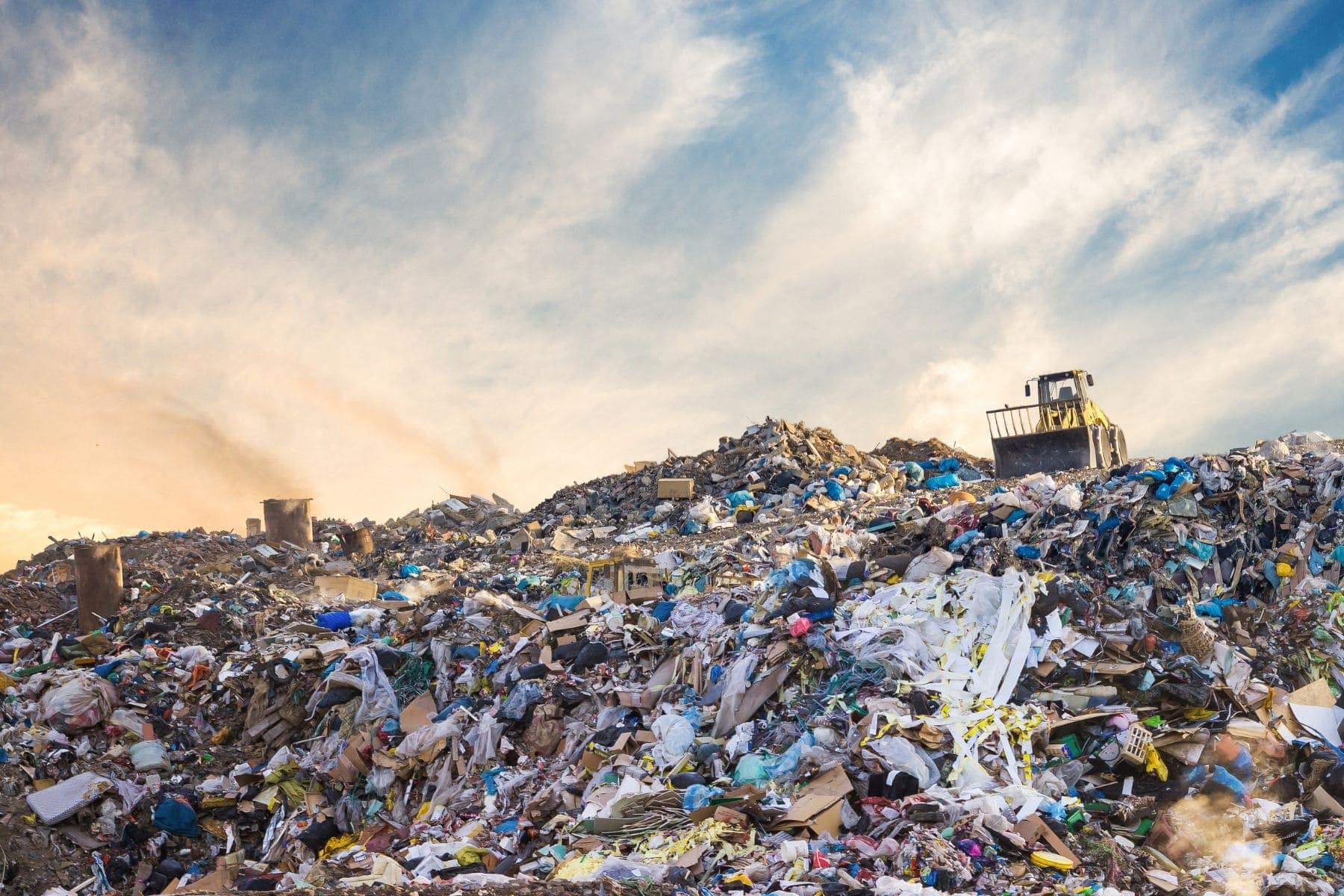 greener-skier-landfill