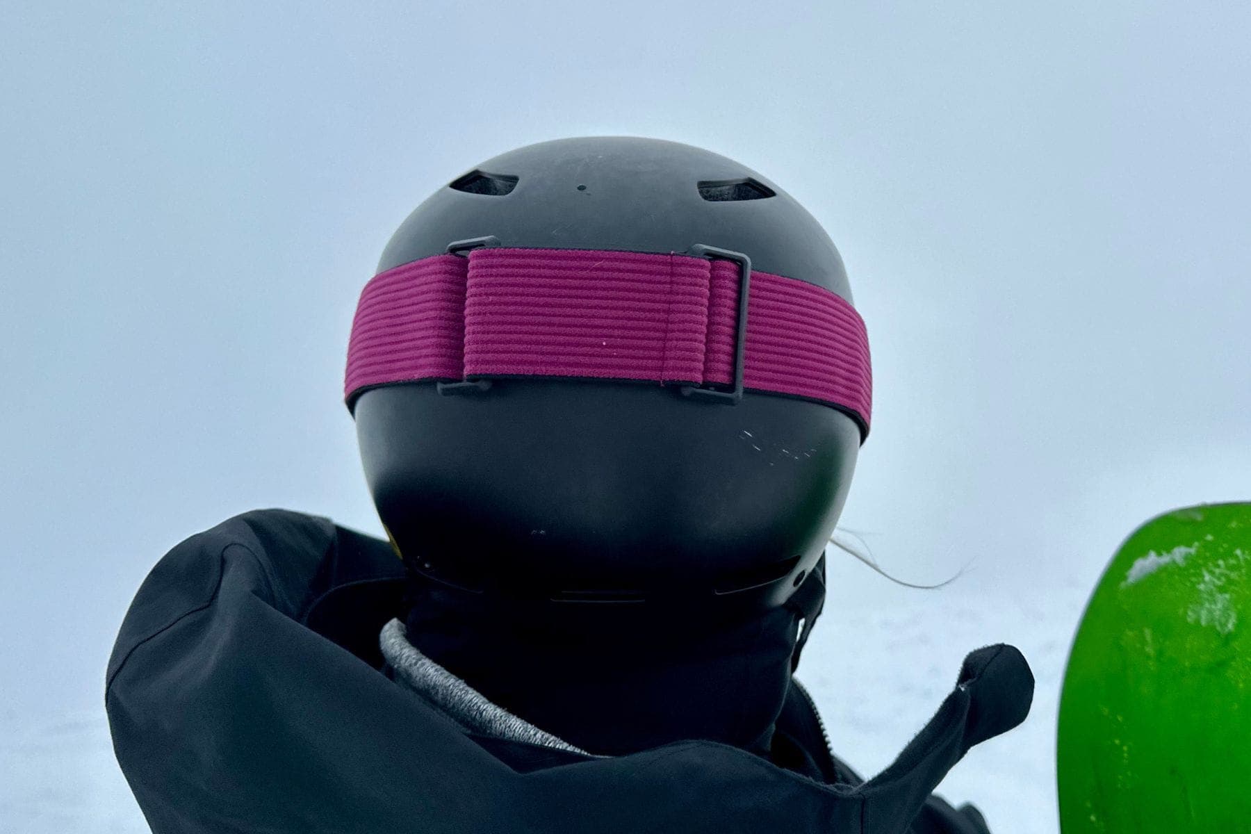 julbo-lightyear-ski-and-snowboarding-goggles-back