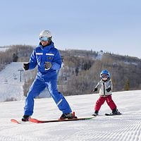 park-city-ski-resort-snowboarders