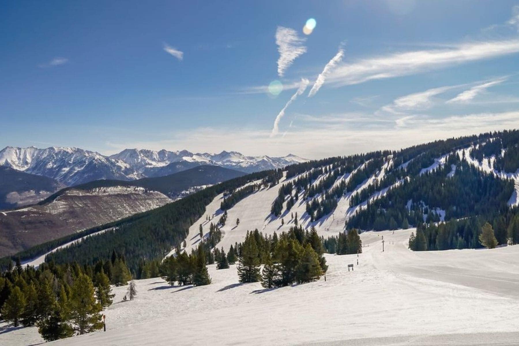 vail-ski-resort-on-daylight